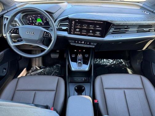 2024 Audi Q4 e-tron Prestige