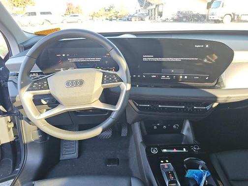 2025 Audi Q6 e-tron Prestige