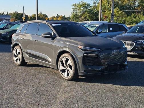 2025 Audi Q6 e-tron Prestige