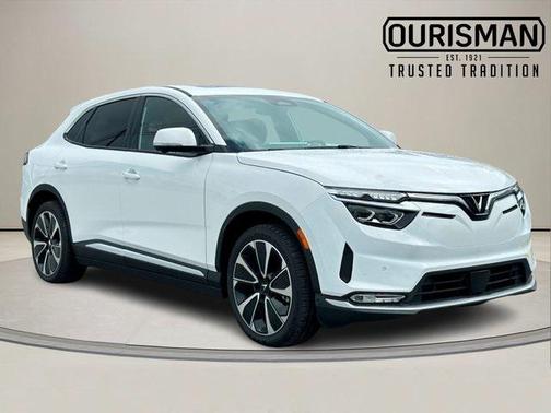 2025 VinFast VF 8 Plus