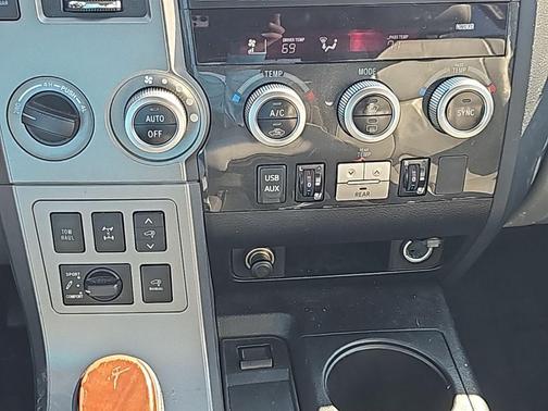 2014 Toyota Sequoia Platinum