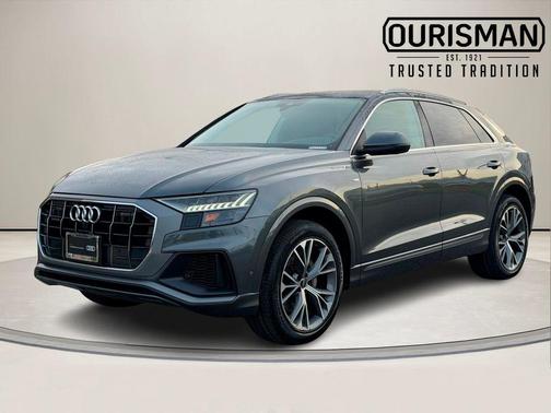 2023 Audi Q8 55 Premium Plus