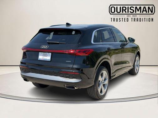 Mythos Black Metallic 2026 Audi Q5 2.0T Premium Plus