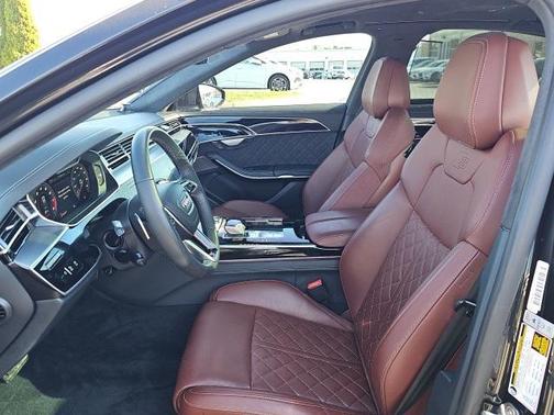 2023 Audi S8 4.0T