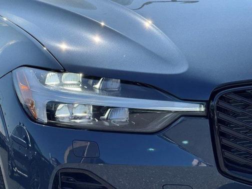 2026 Volvo XC60 Plug-In Hybrid T8 Plus