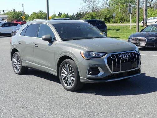 2022 Audi Q3 Premium