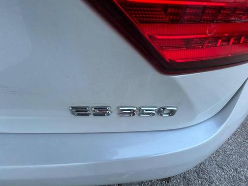 Starfire Pearl 2013 Lexus ES 350 Base