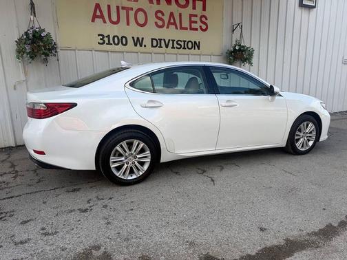 Starfire Pearl 2013 Lexus ES 350 Base