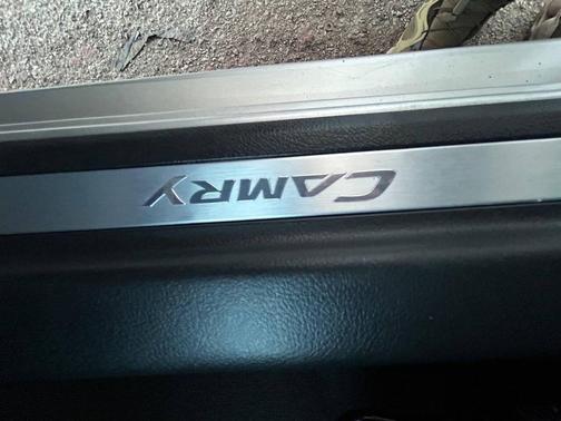 2011 Toyota Camry XLE