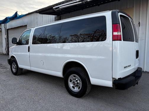 2014 GMC Savana 3500 LS