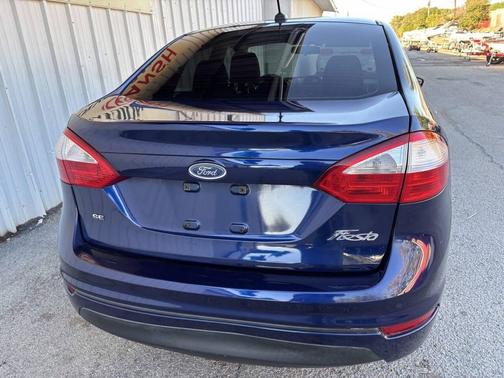 2016 Ford Fiesta SE