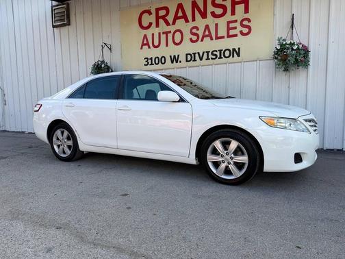 Classic Silver Metallic 2010 Toyota Camry LE