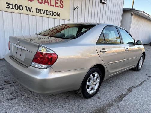 2006 Toyota Camry LE