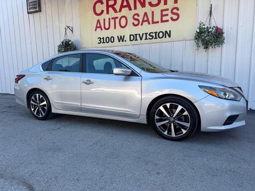 Brilliant Silver 2017 Nissan Altima 2.5 SR