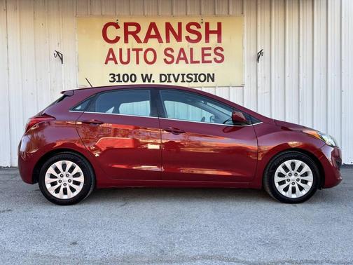 2017 Hyundai Elantra GT Base