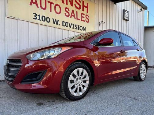 2017 Hyundai Elantra GT Base