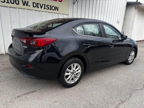 2016 Mazda Mazda3 i Sport