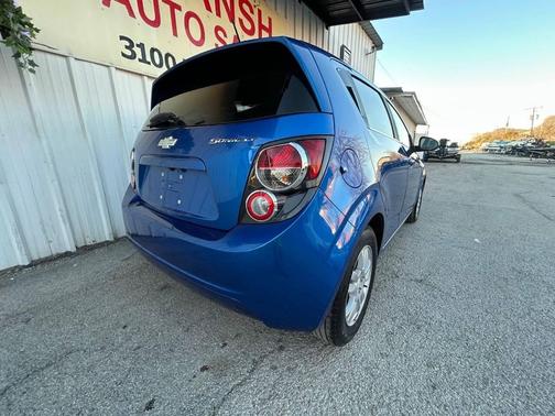 2016 Chevrolet Sonic LT