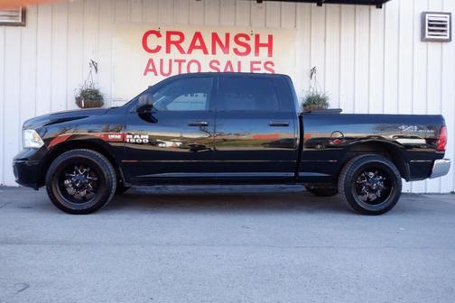 Photo 5 of 32 of 2013 RAM 1500 Tradesman