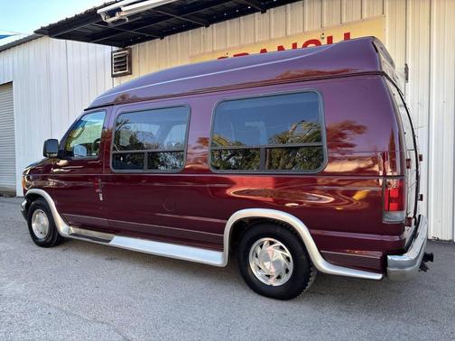 2003 Ford E150 Cargo