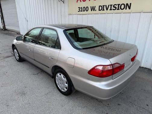 1999 Honda Accord LX 4dr Sedan