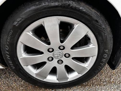 2005 Toyota Avalon XLS