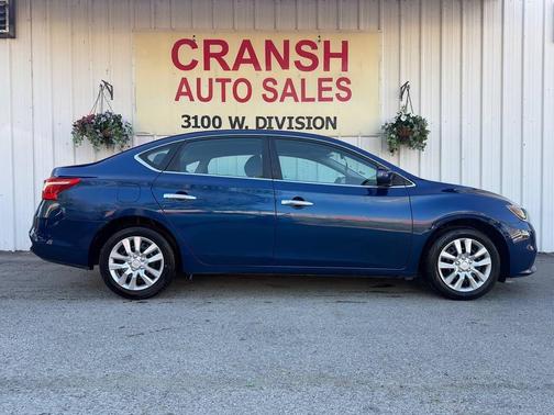Deep Blue Pearl 2019 Nissan Sentra S