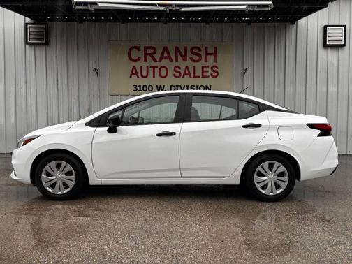 2021 Nissan Versa 1.6 S