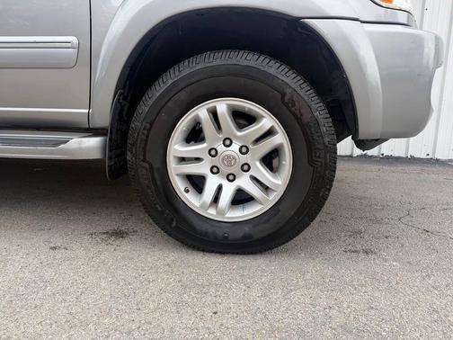 Phantom Gray Pearl 2005 Toyota Sequoia SR5