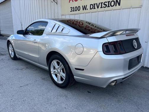 2014 Ford Mustang V6