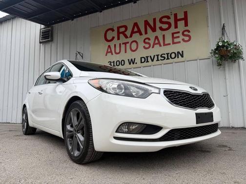 Snow White Pearl 2016 Kia Forte EX