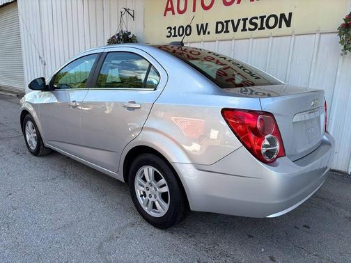 Silver Ice Metallic 2015 Chevrolet Sonic LT