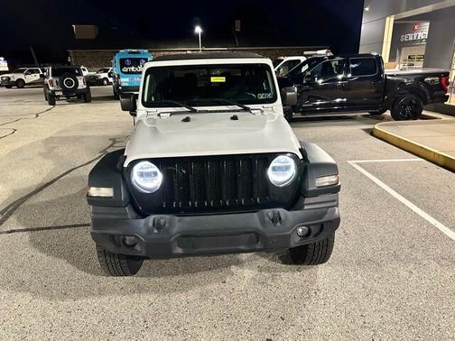 2020 Jeep Wrangler SPORT