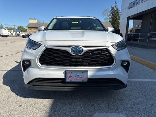 2022 Toyota Highlander BRONZE EDITION