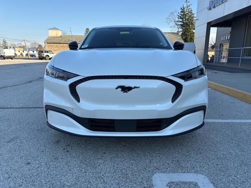 2024 Ford Mustang Mach-E SELECT