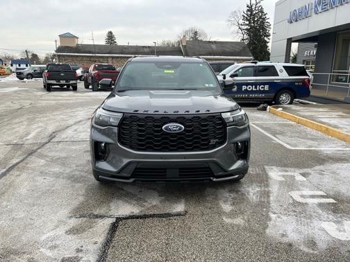 2025 Ford Explorer ST