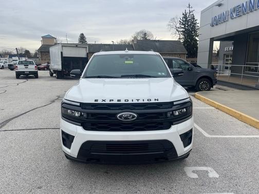 2022 Ford Expedition LIMITED