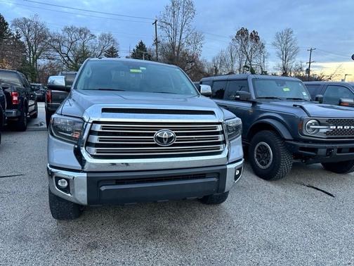 2019 Toyota Tundra SR5