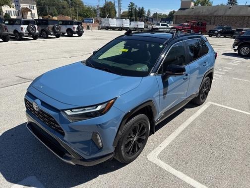 2024 Toyota RAV4 XSE