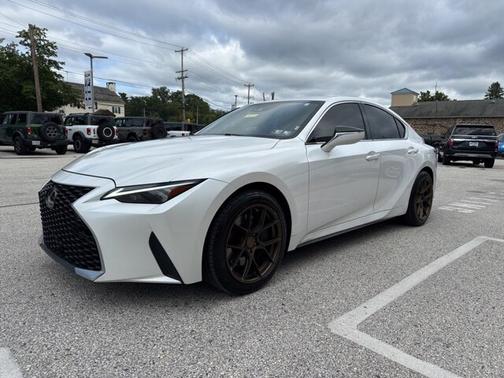 2021 Lexus IS 300 BASE