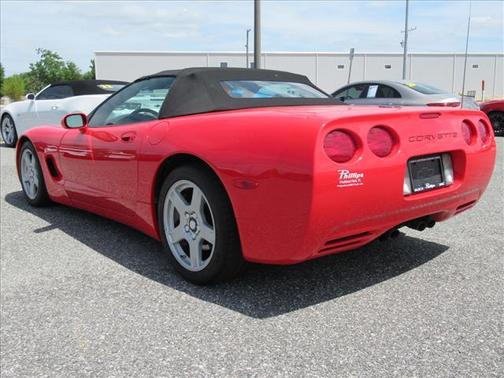 Torch Red 1998 Chevrolet Corvette Base