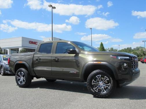 2023 GMC Canyon Base