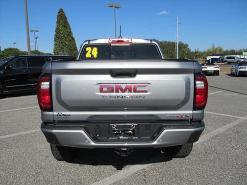 2024 GMC Canyon AT4X