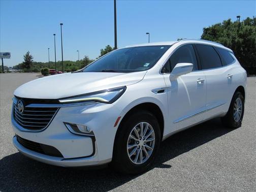 White Frost Tricoat 2022 Buick Enclave FWD Essence