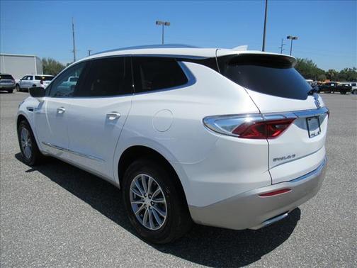 White Frost Tricoat 2022 Buick Enclave FWD Essence