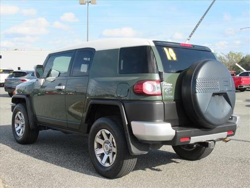 2014 Toyota FJ Cruiser Base