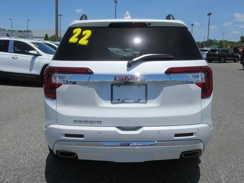 2022 GMC Acadia Denali