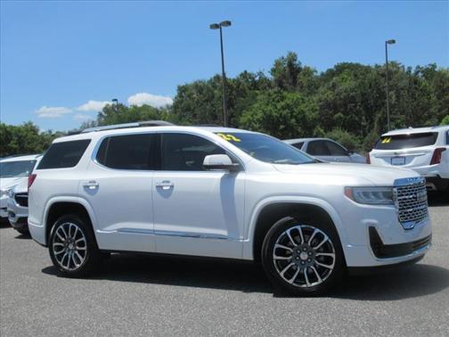 2022 GMC Acadia Denali