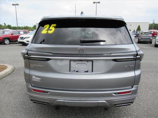 Moonstone Gray Metallic 2025 Buick Enclave Avenir FWD
