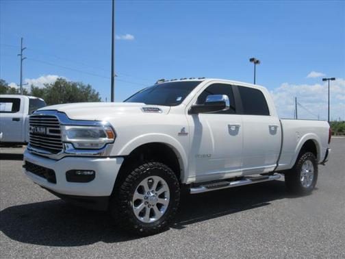 2022 RAM 2500 Laramie Crew Cab 4x4 6'4' Box